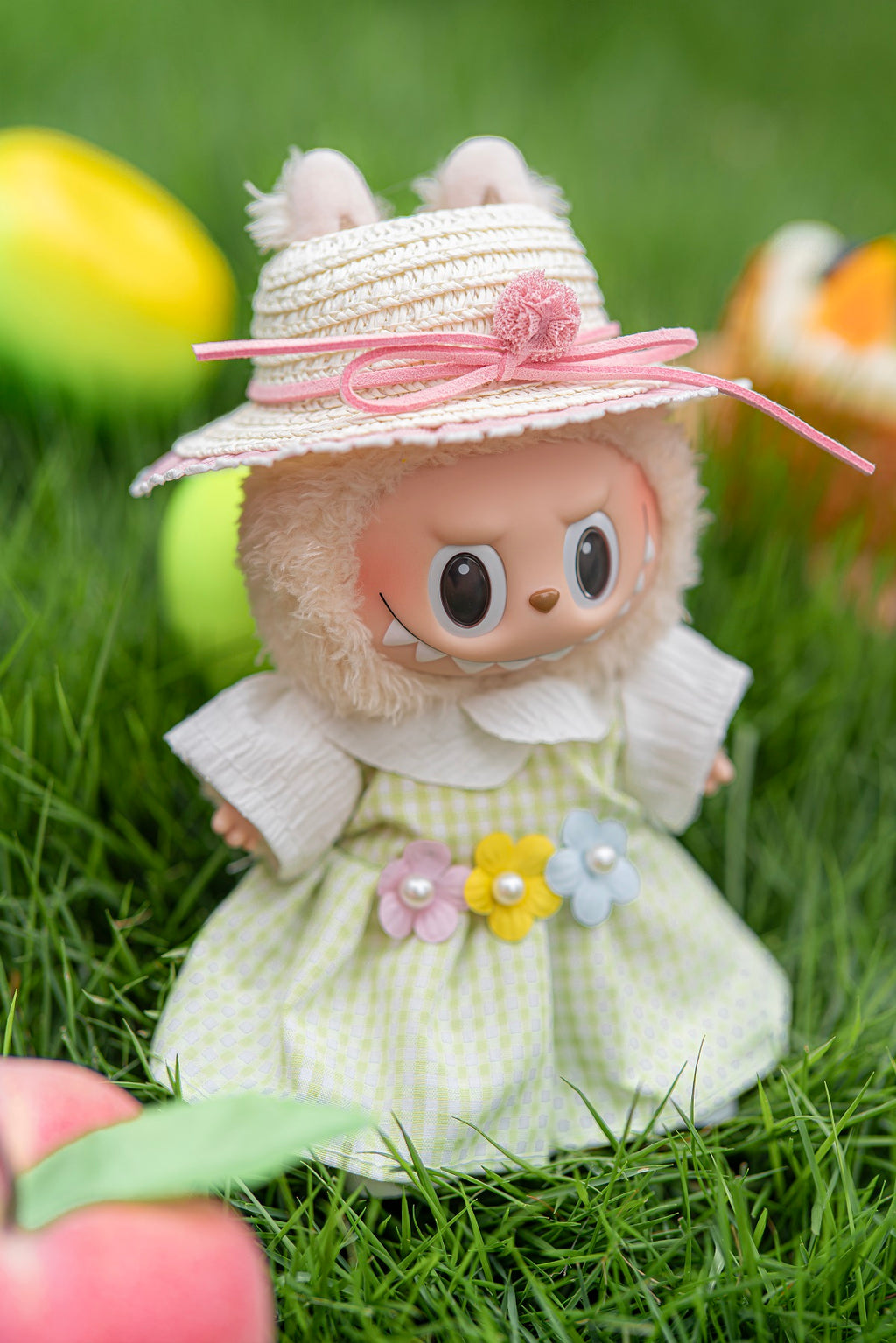 Green Petal-Trim Dress with Straw Hat for 17 cm LBB Standard Plush Dolls